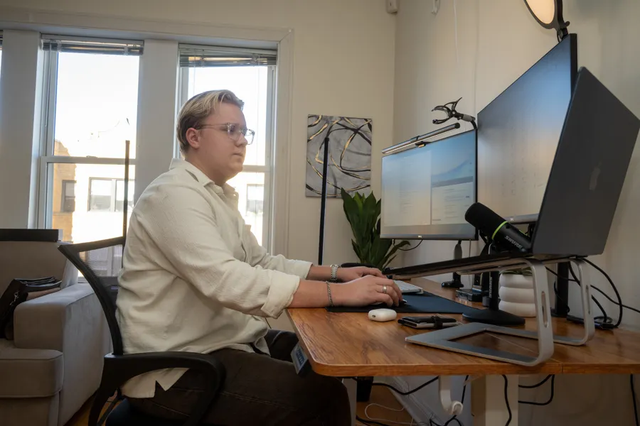 Andreas Myraune. Working from home