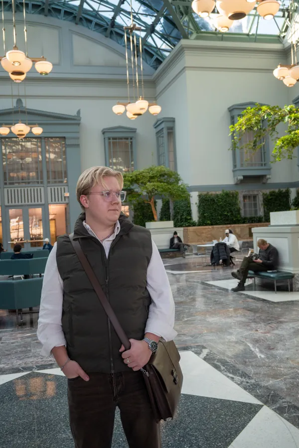Andreas Myraune. Winter garden, Chicago